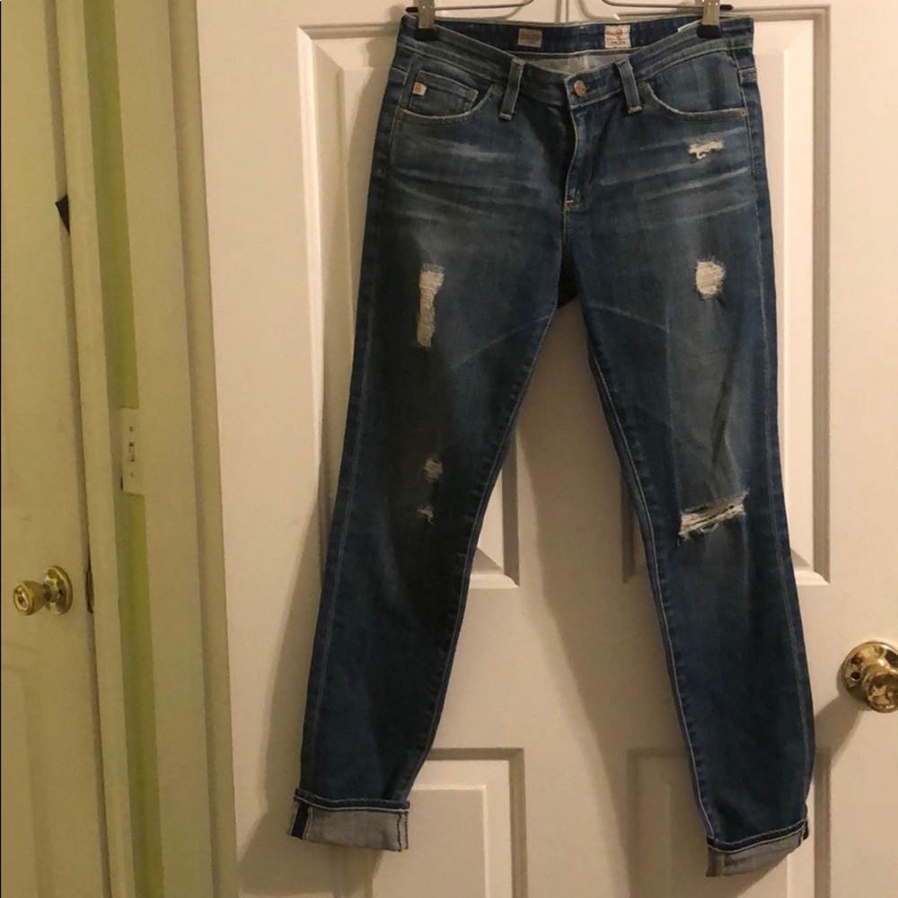 AG Stevie Ankle ripped medium wash